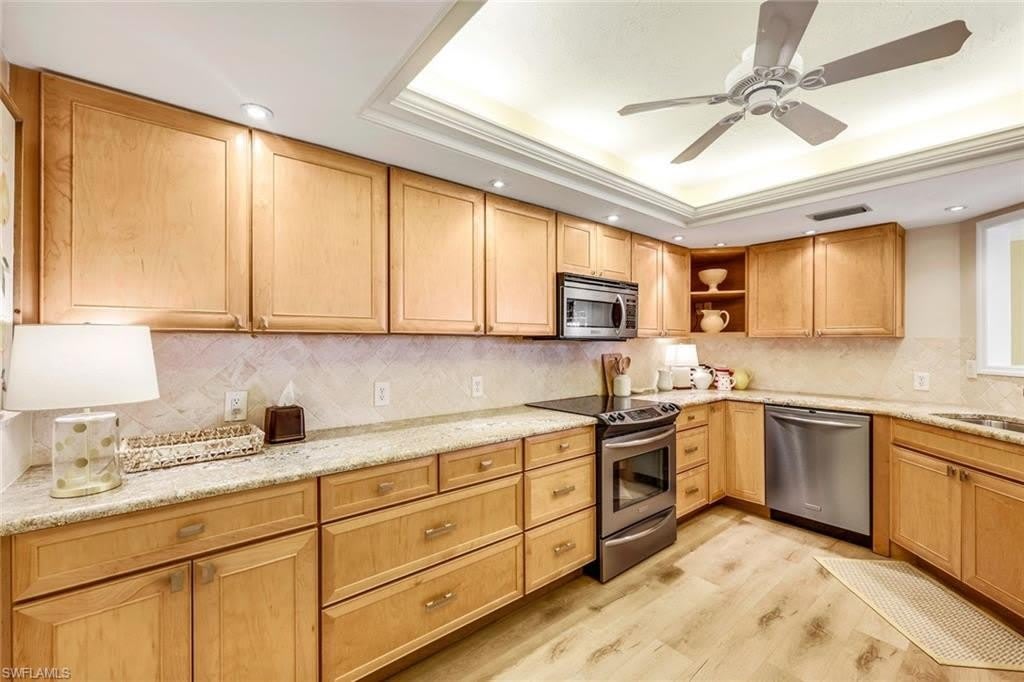6515 Valen Way – photo 5