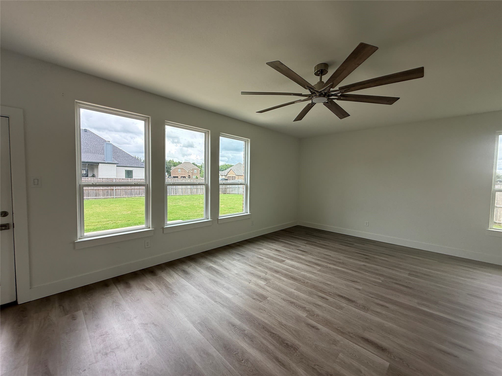 100 Kentucky Drive – photo 4