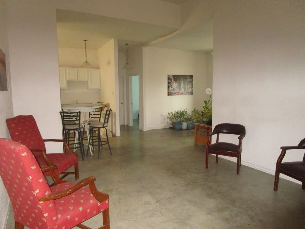 1816 Old Pioneer Road – photo 3