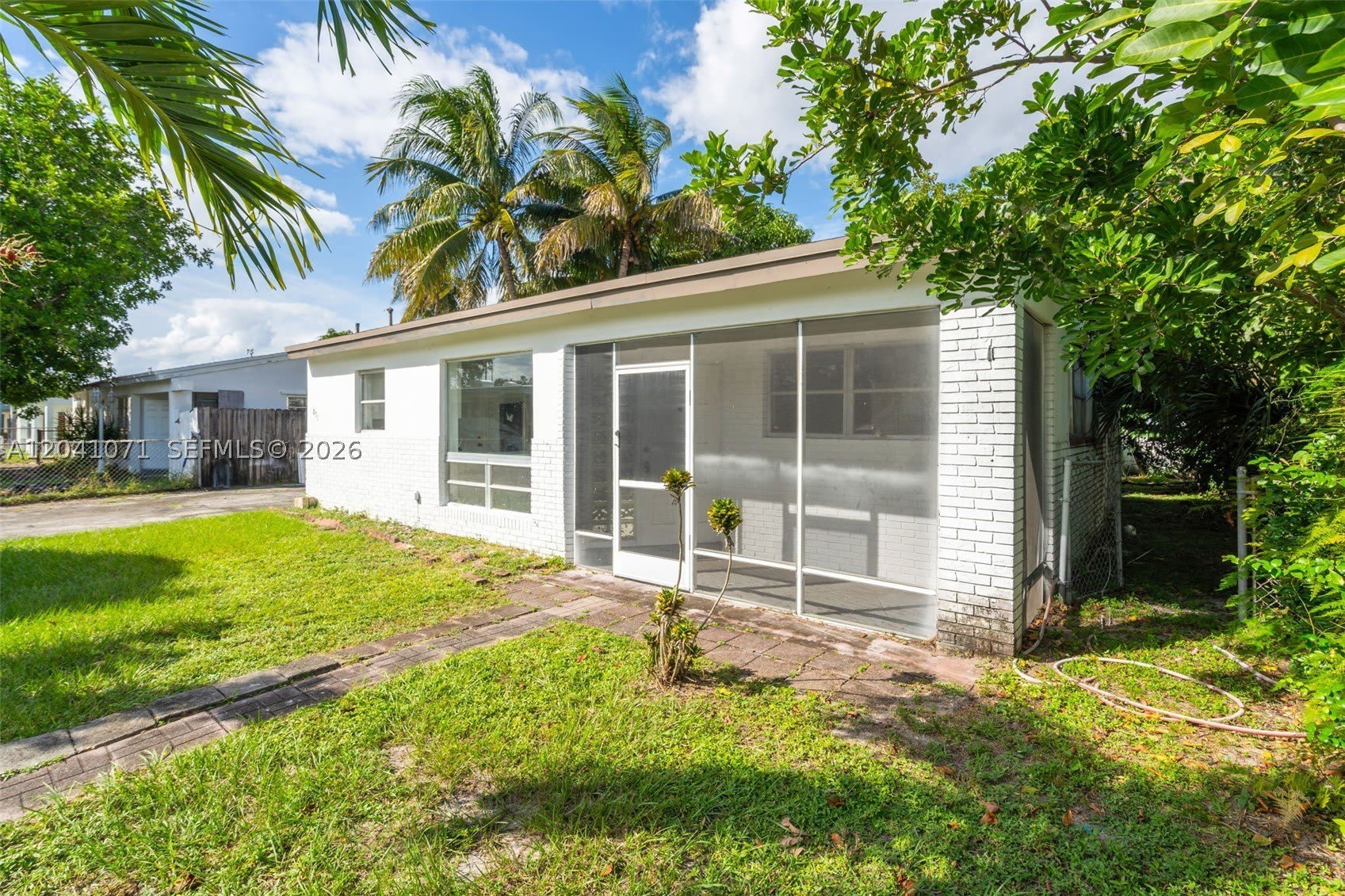 6831 Greene St – photo 3