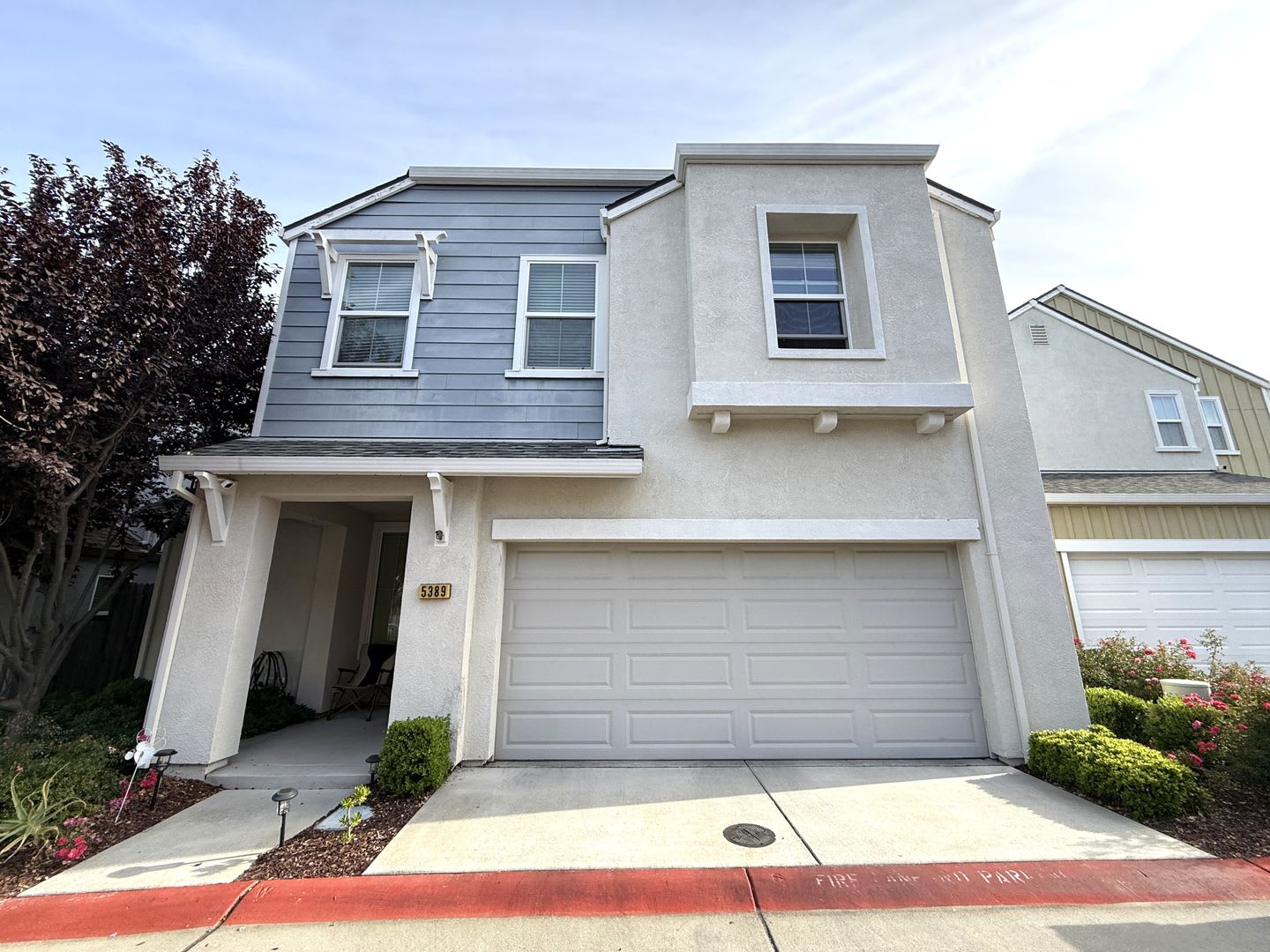 Great 4bd/3ba Home with 2 Car Garage! – photo 1