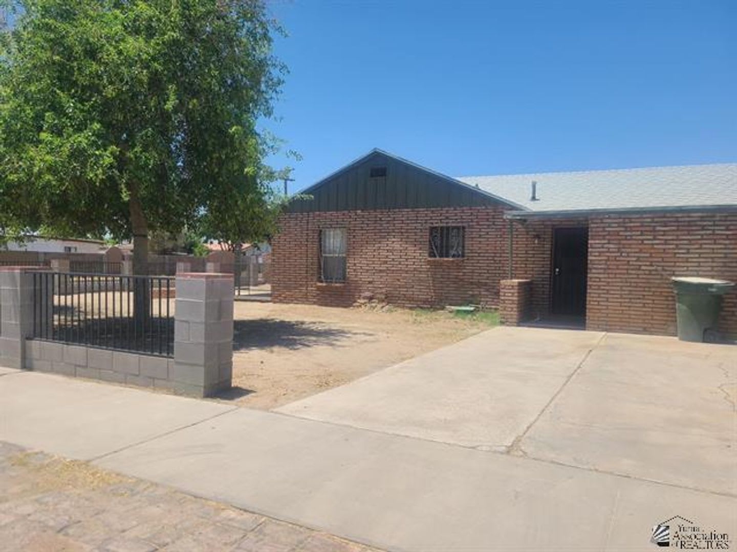 3 Bedroom, 2 bath! – photo 2