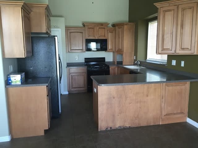 Beautiful Horse Property Home in West Haven for Rent – photo 5