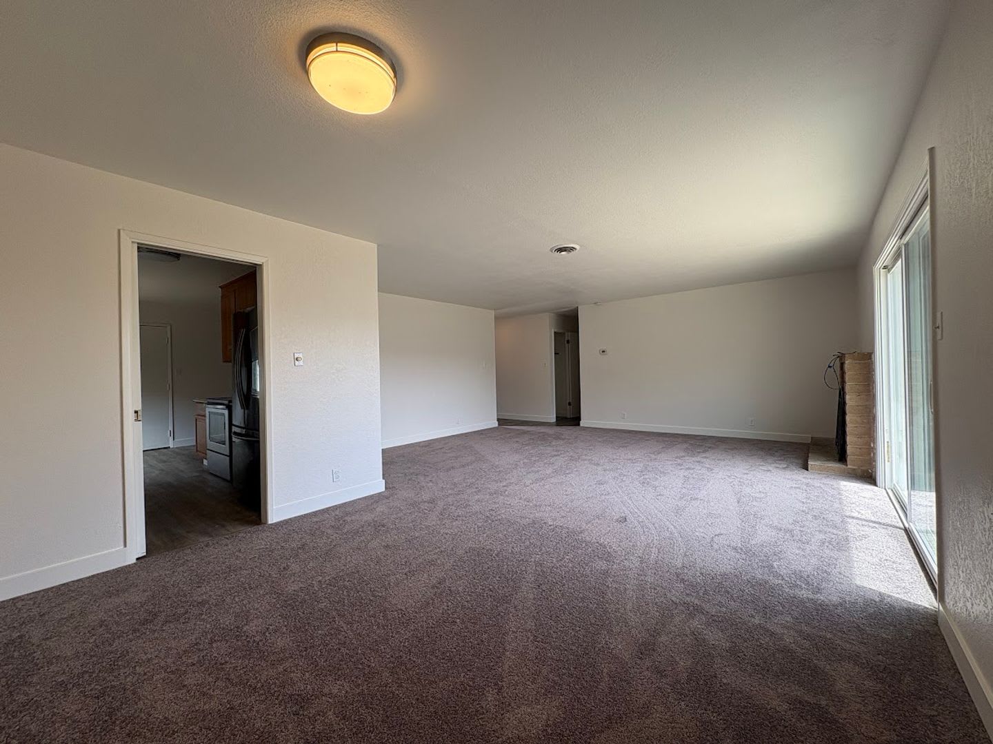 3 Bedroom, 2 Bathroom Galt Home – photo 4