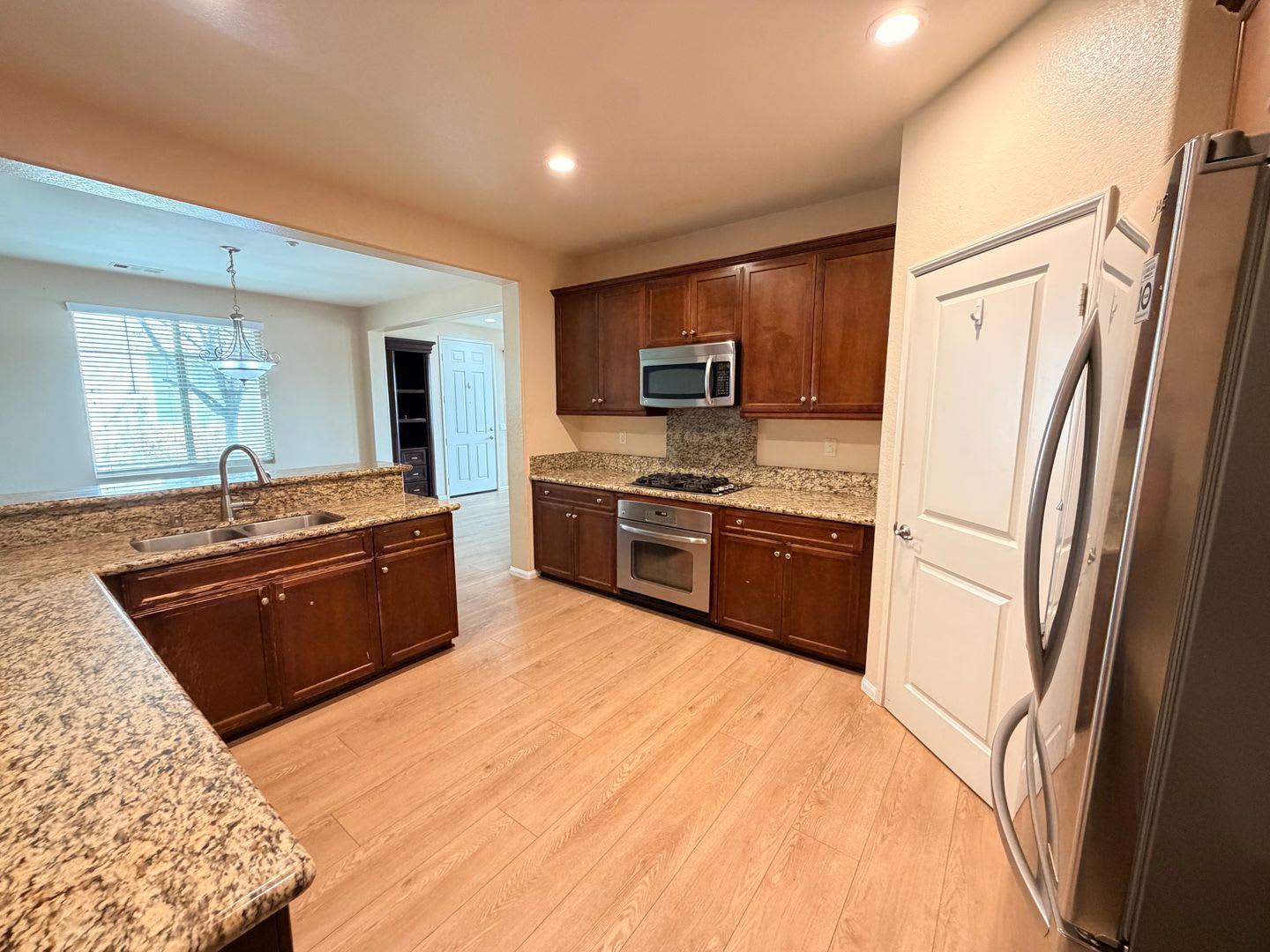 FOR RENT – 1729 Cripple Creek Dr #4, Chula Vista, CA 91915 – photo 5