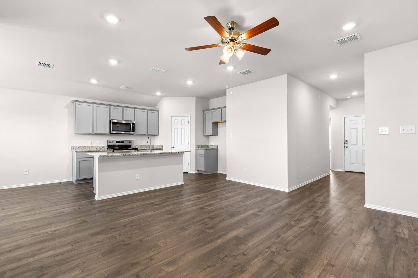 10408 Neptune Court – photo 3