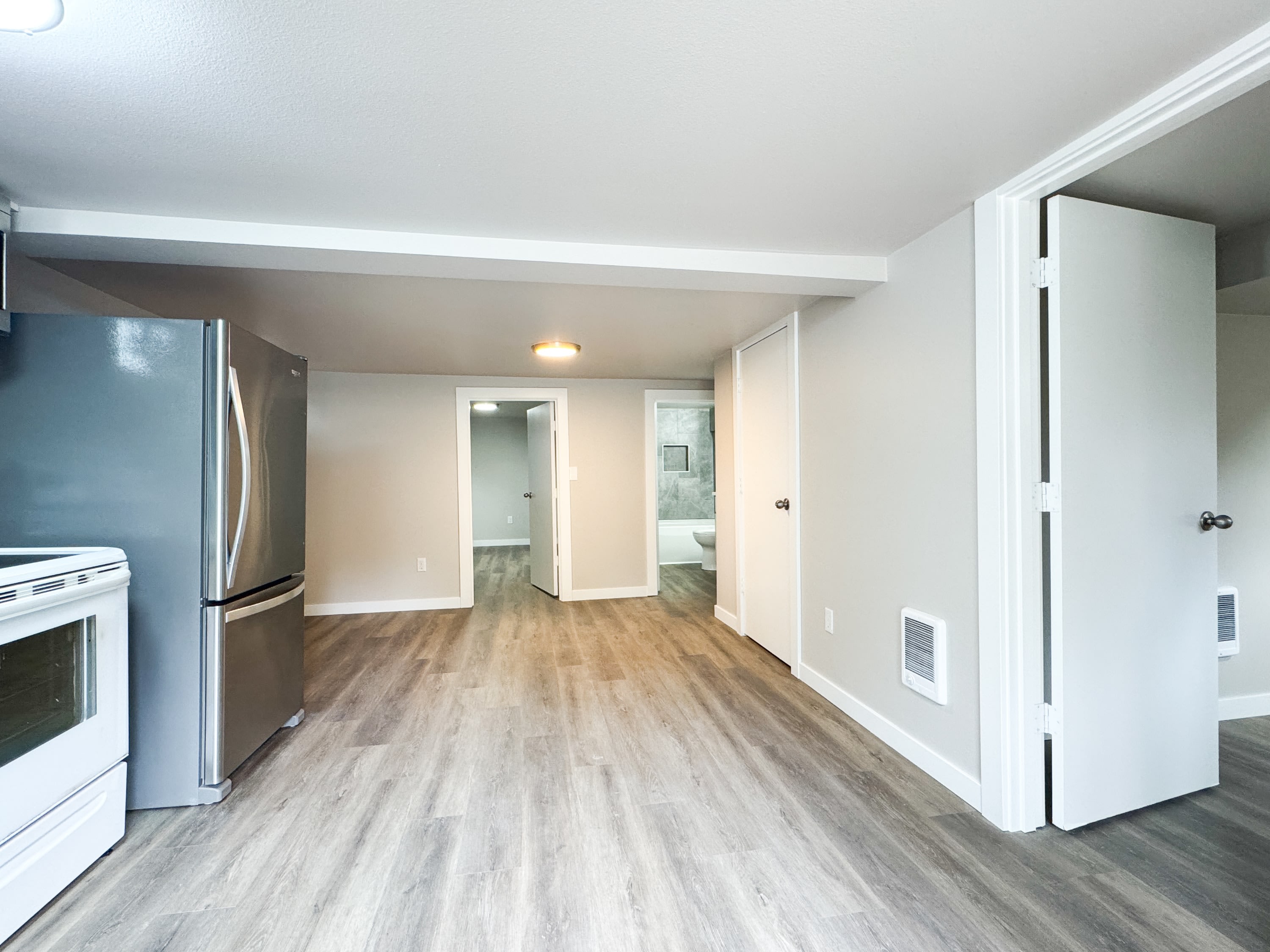 2301 Northeast 125th Street#102 – photo 2