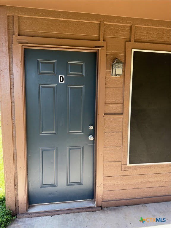 1207 Charisse Street – photo 2