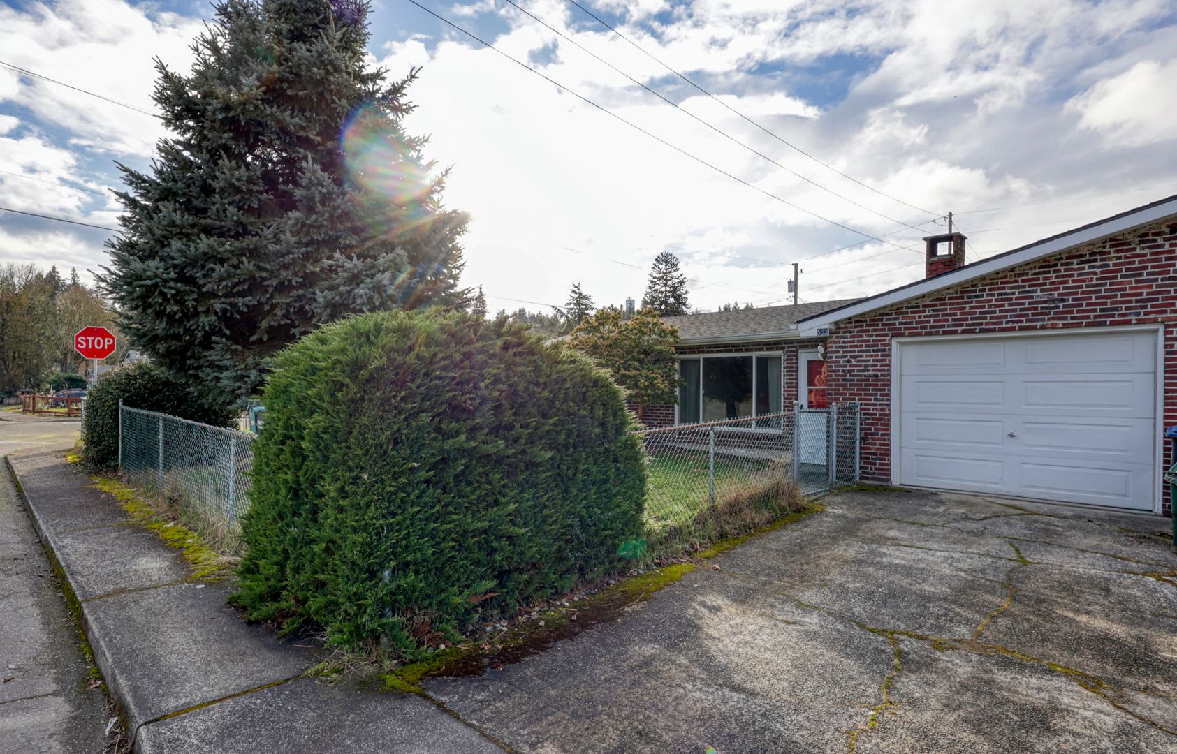 Desirable Tumwater Hill 1960 S Classic Charmer With 2 Beds 1 Bath Attached Garage New Paint And Flooring – photo 2