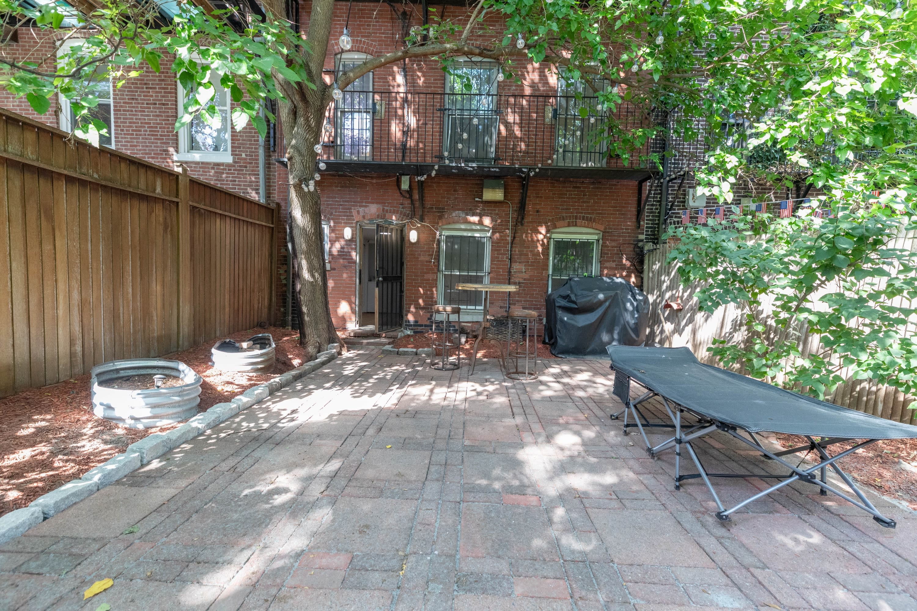 16 Yarmouth St 1 – photo 3