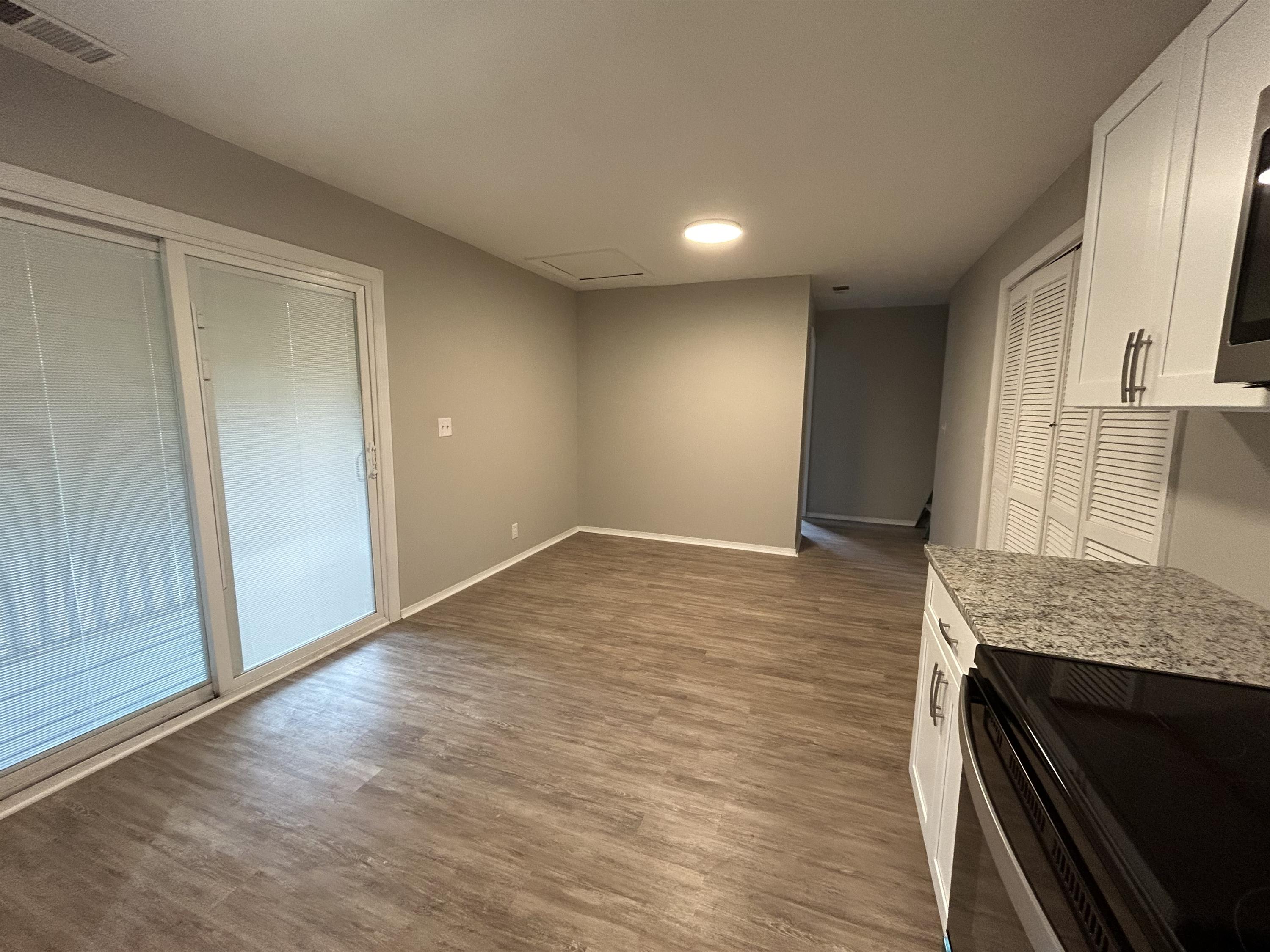 185 Springtree Road – photo 5