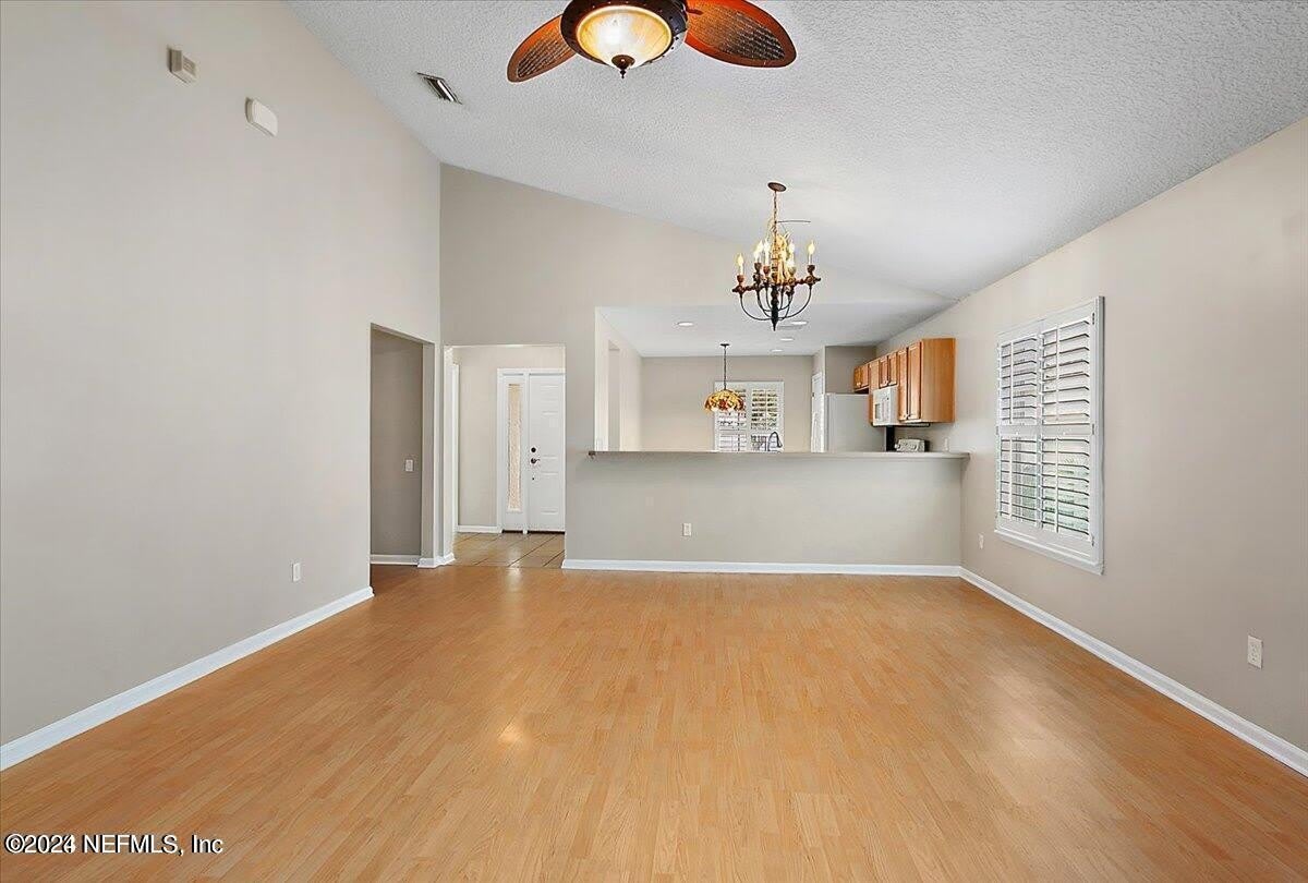 1212 COGHILL Circle – photo 4