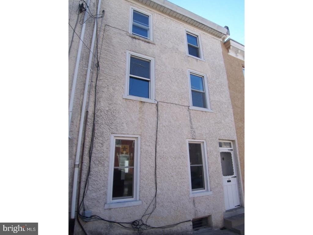 133 JAMESTOWN STREET – photo 1