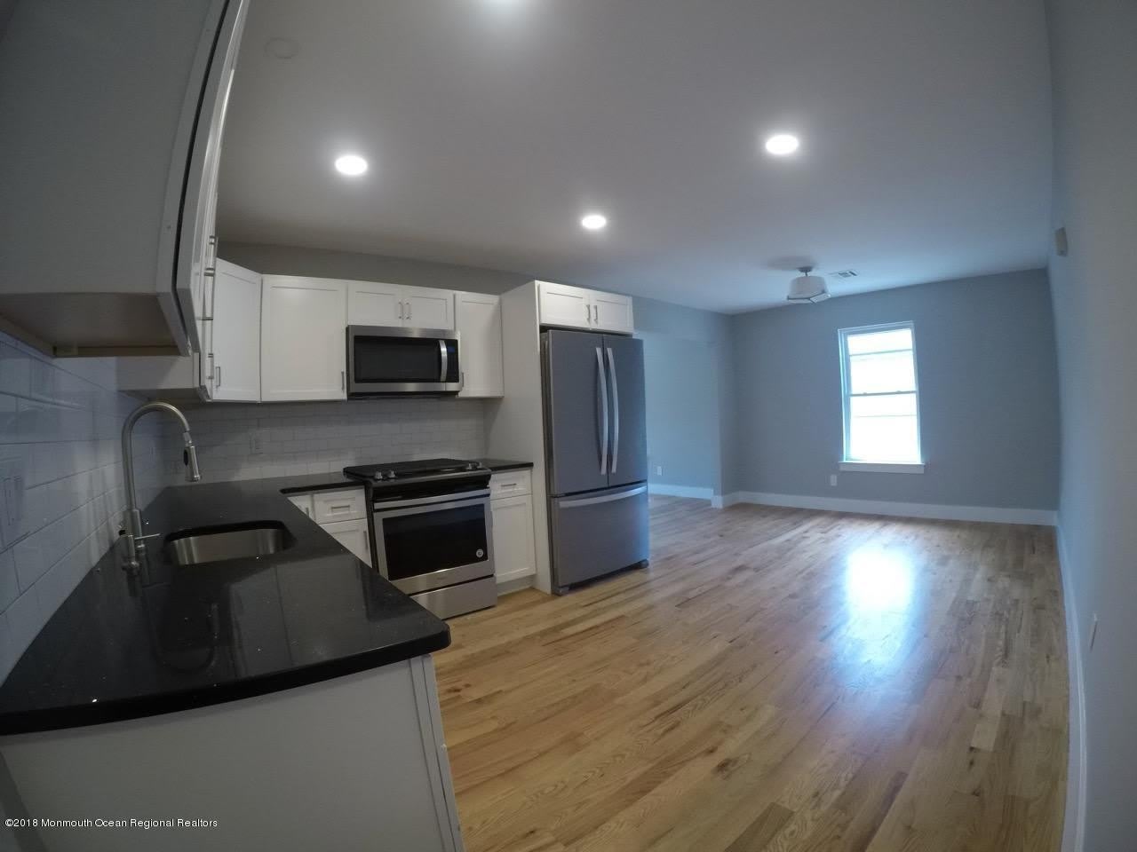 517 Asbury Avenue – photo 4