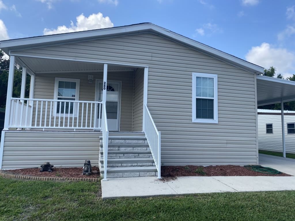 280 Queen Mary Loop – photo 1