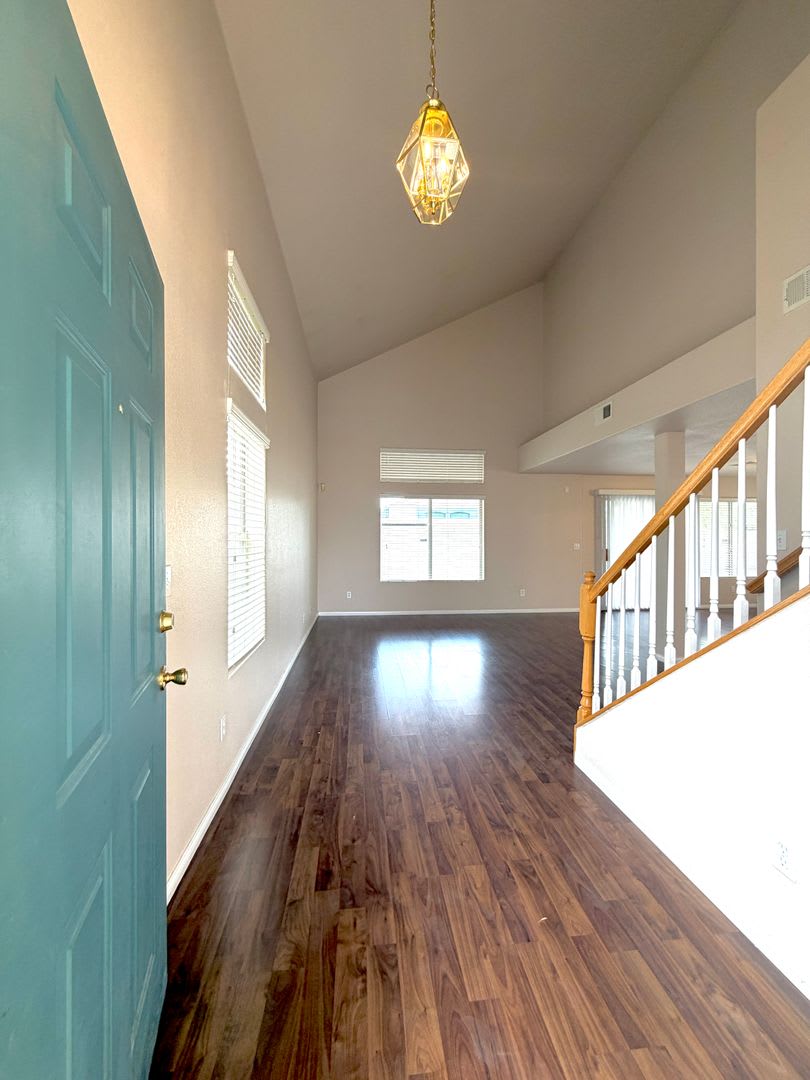 8346 Fame Avenue, Las Vegas, NV 89147 – photo 4