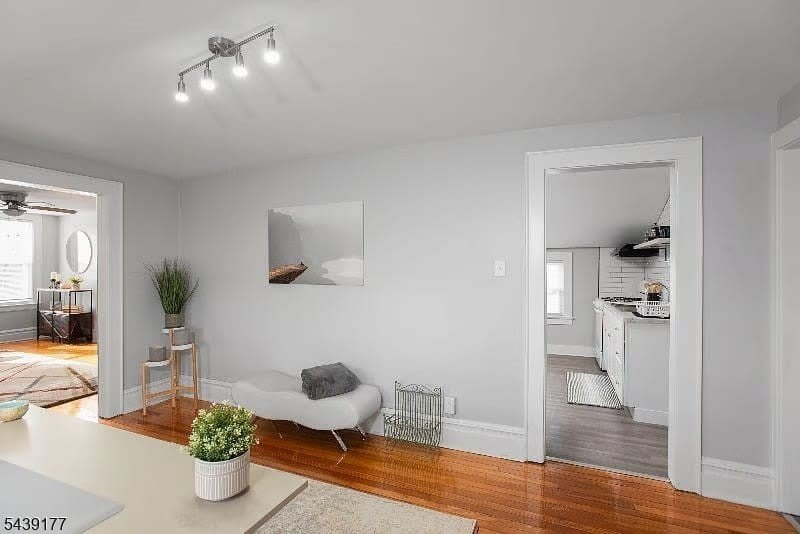 35 Hazelwood Rd – photo 5