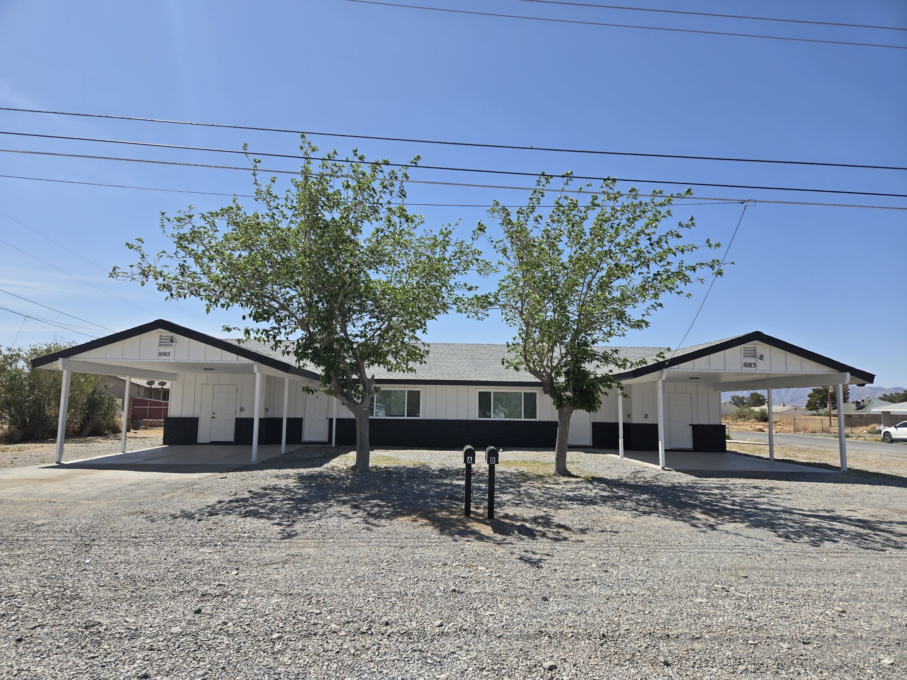 1083 East Calvada Boulevard – photo 4