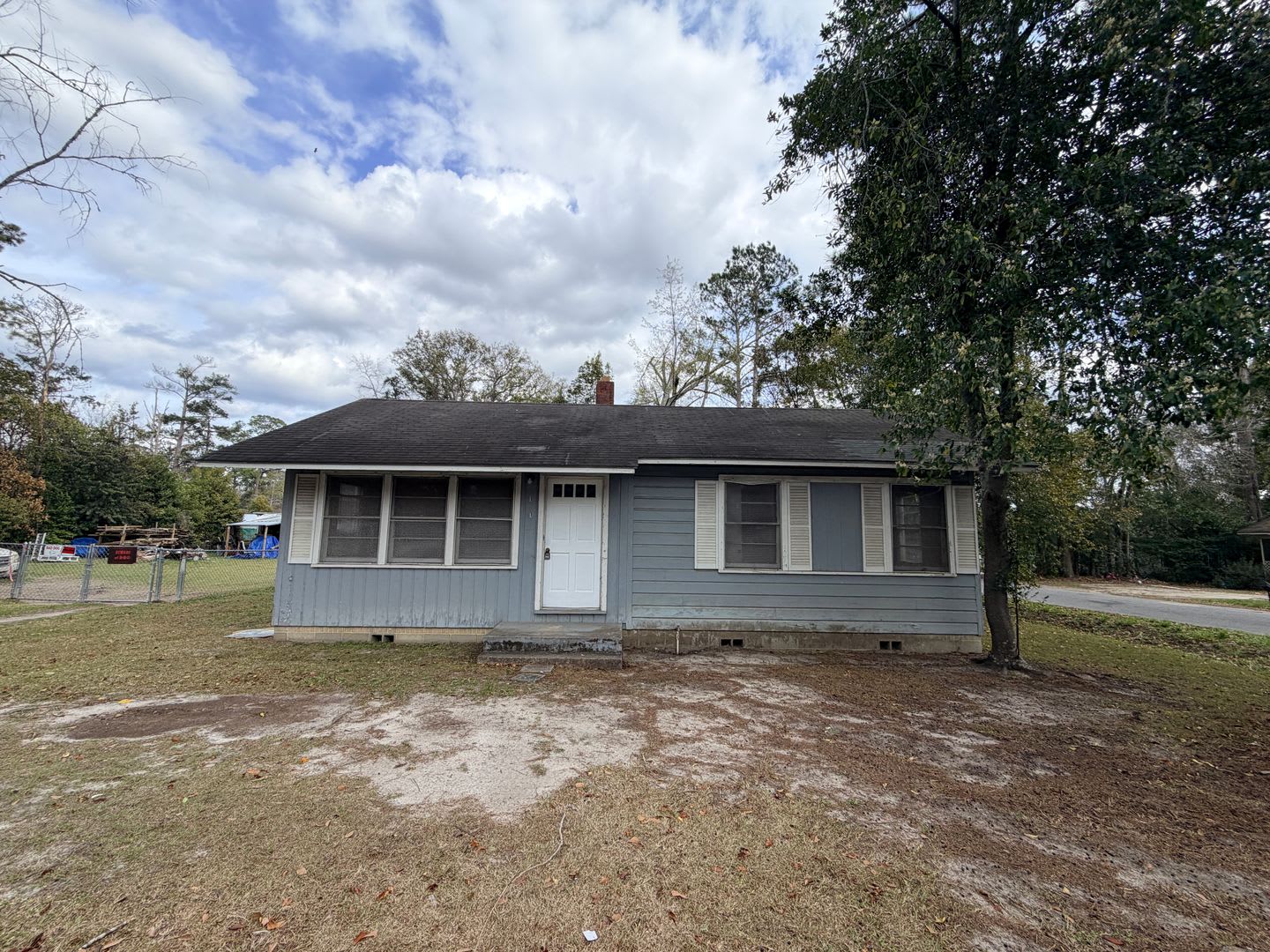 Charming 2 Bed 1 Bath Home In The Heart Of Valdosta – photo 1