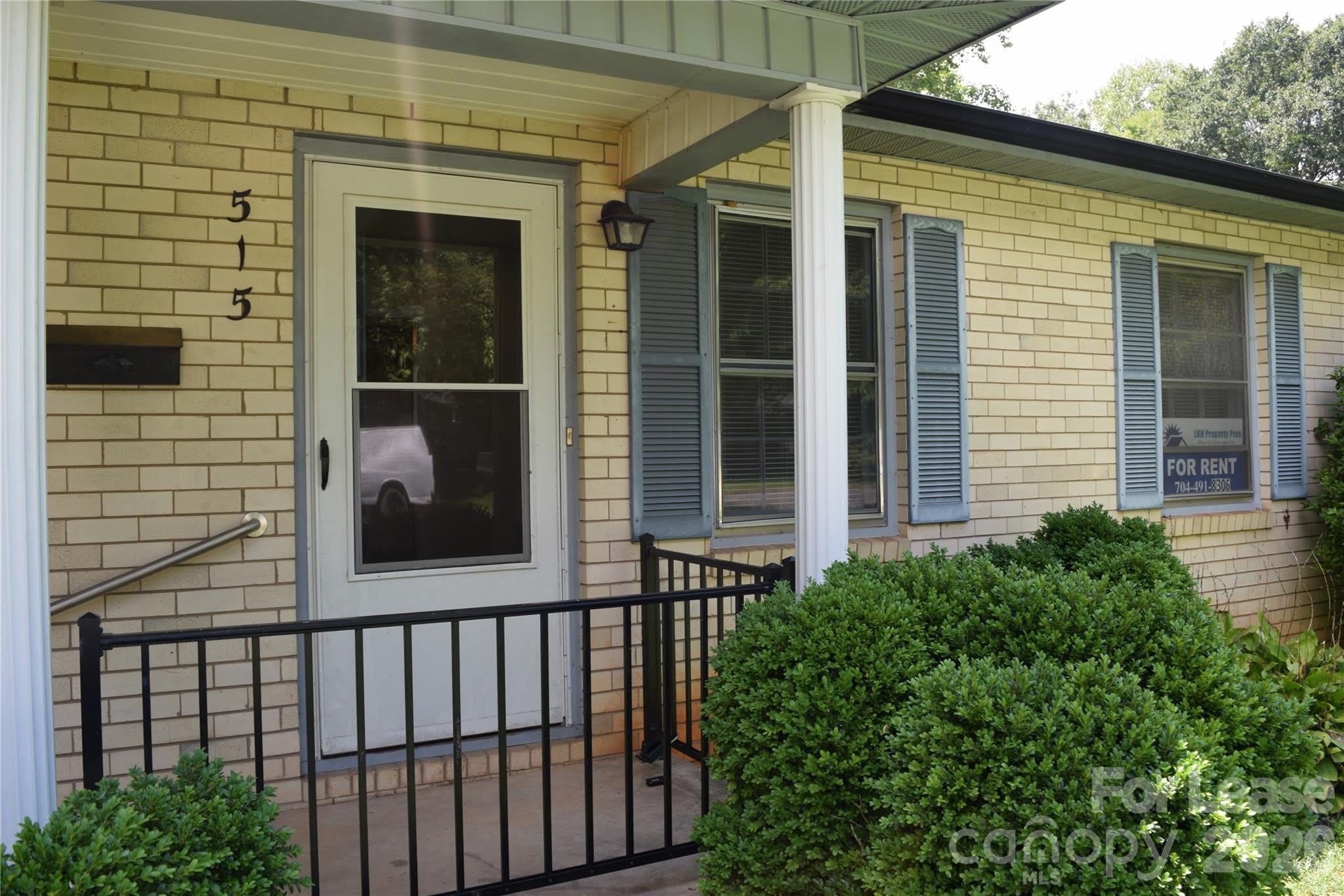 515 Kerr Street – photo 2