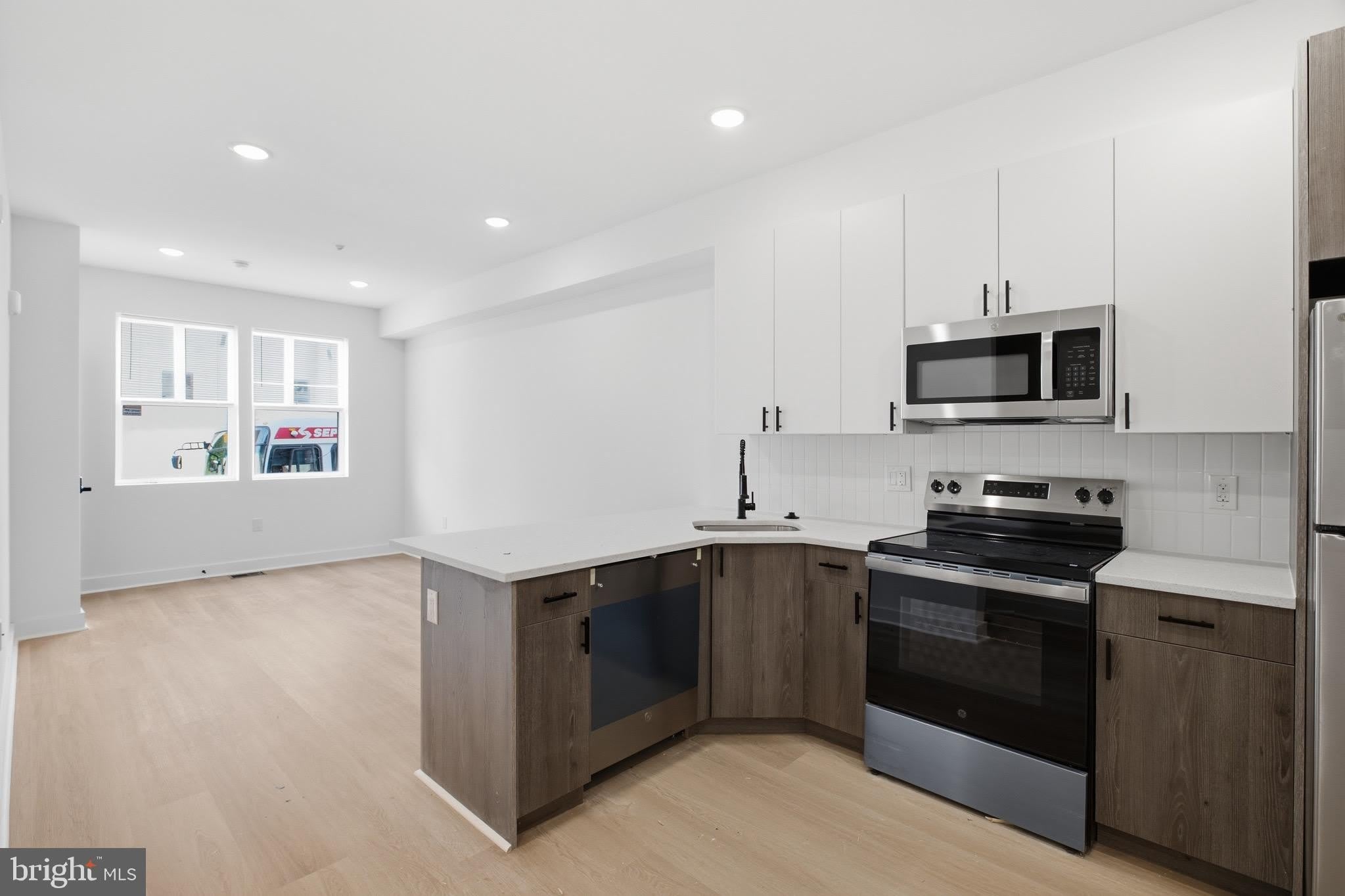 2251 N 12TH Street – photo 5