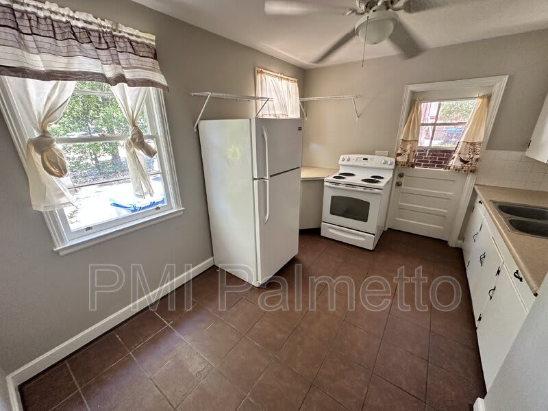 1719 Burnham St – photo 5
