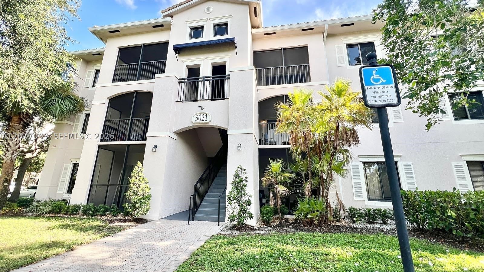3021 Alcazar Pl – photo 1