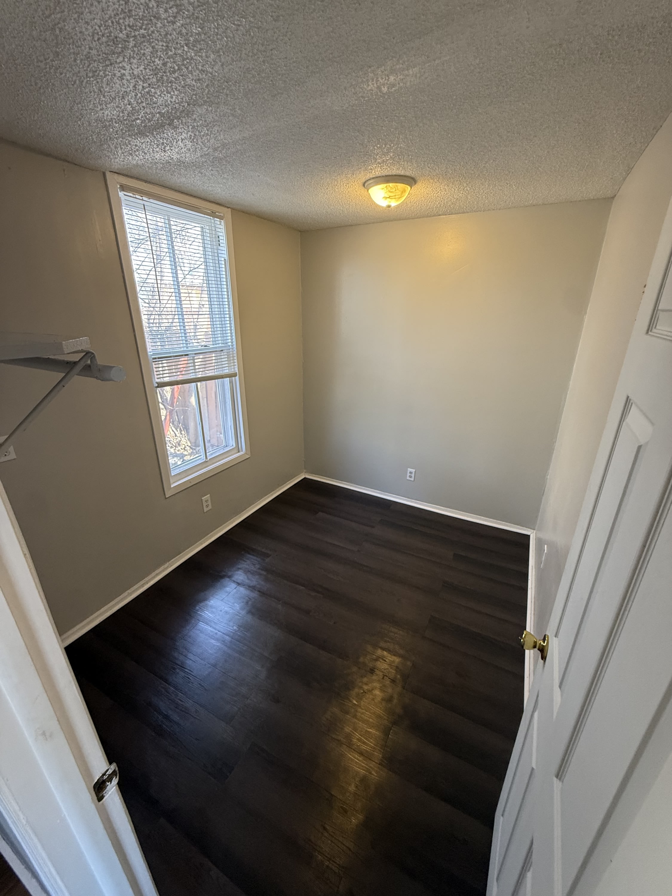 691 5th St. E, 1 – photo 4