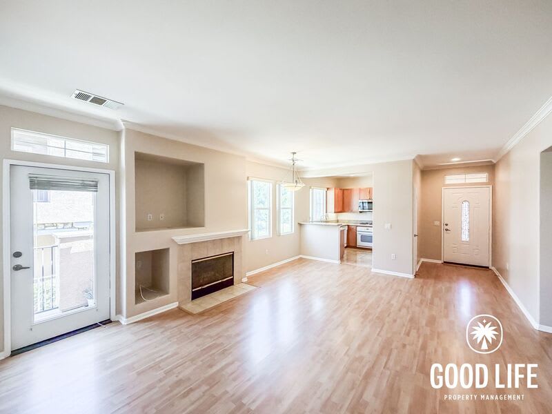 10880 Serafina Ln – photo 3