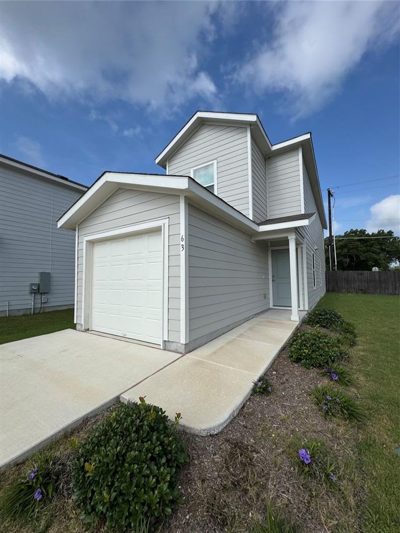 Almost New Home For Lease In Lockhart Ready For Move In – photo 1