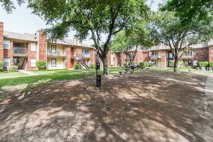 Townhouse Apartments – photo 4