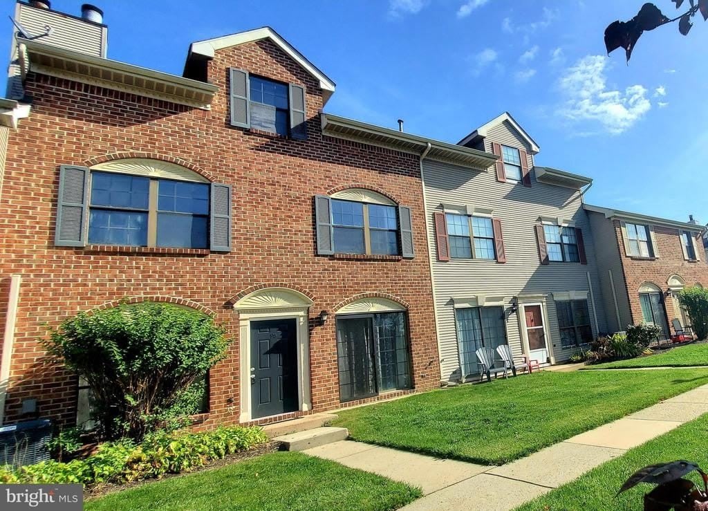 95 O Neill Ct – photo 1