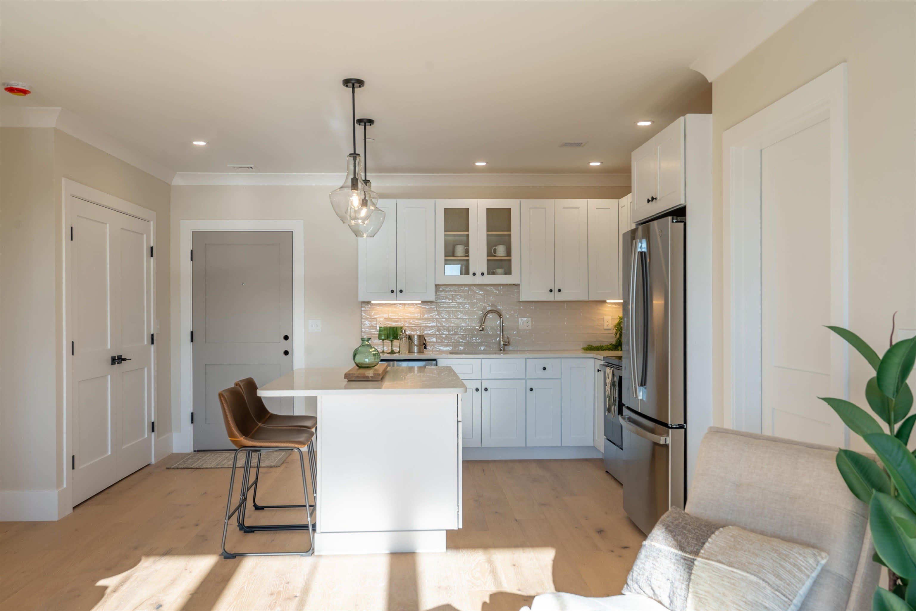 815 Lafayette Road – photo 2
