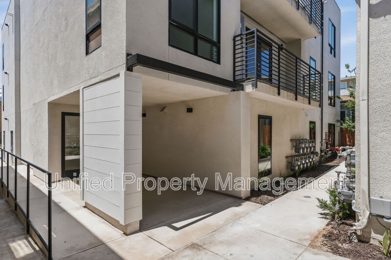 4364 Alabama St – photo 2