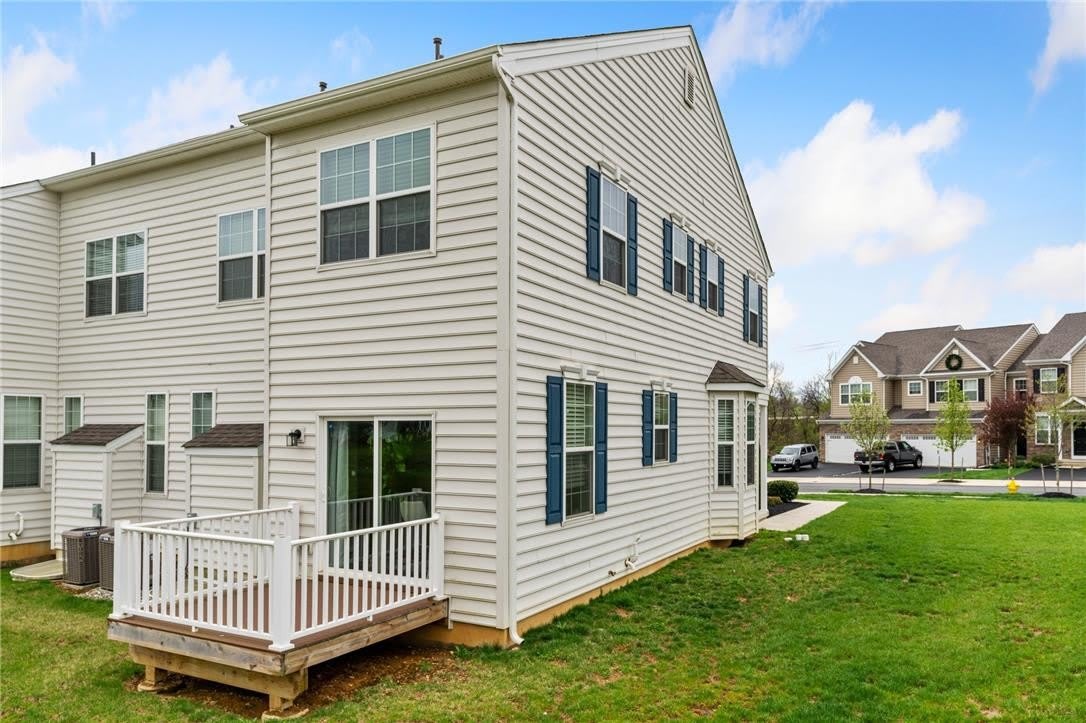 301 Redclover Lane – photo 5