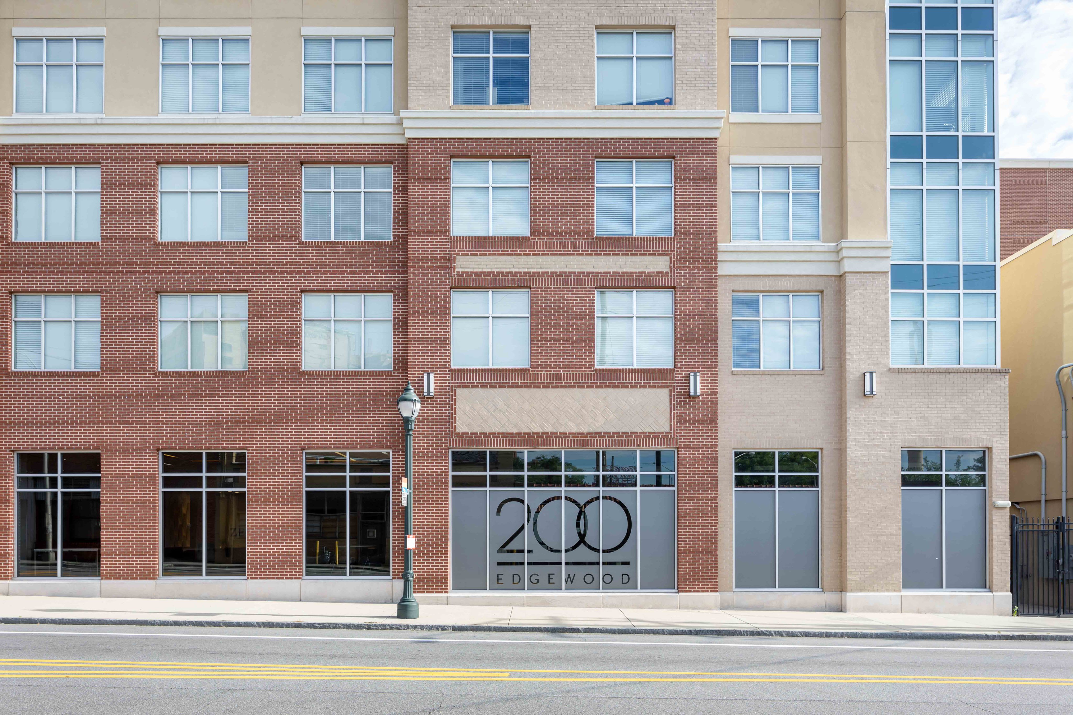 Student Housing 200 Edgewood – photo 1