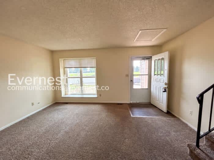 2702 Dickens Drive – photo 3