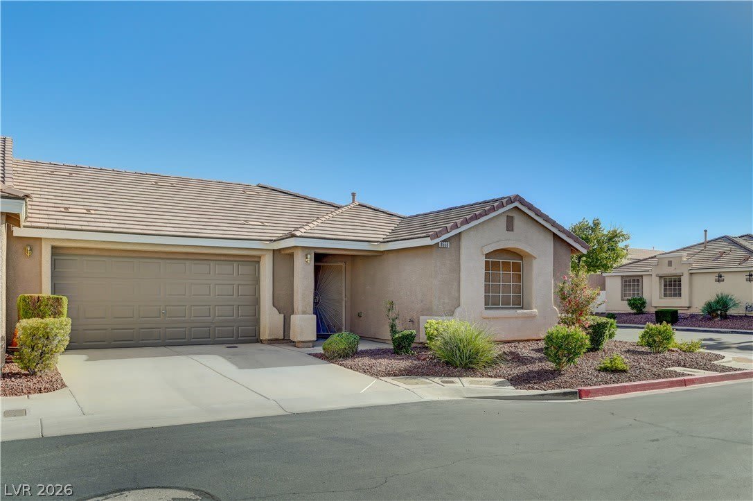 8556 Lakota Street – photo 3
