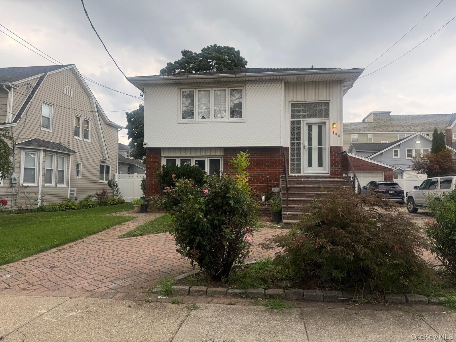 306 Hamilton Avenue – photo 2