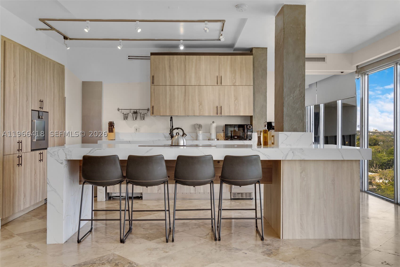 5781 Biscayne Blvd – photo 4