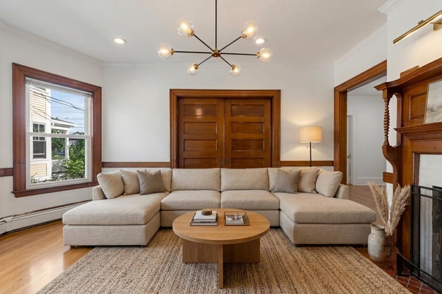 191 Davis Ave. – photo 4