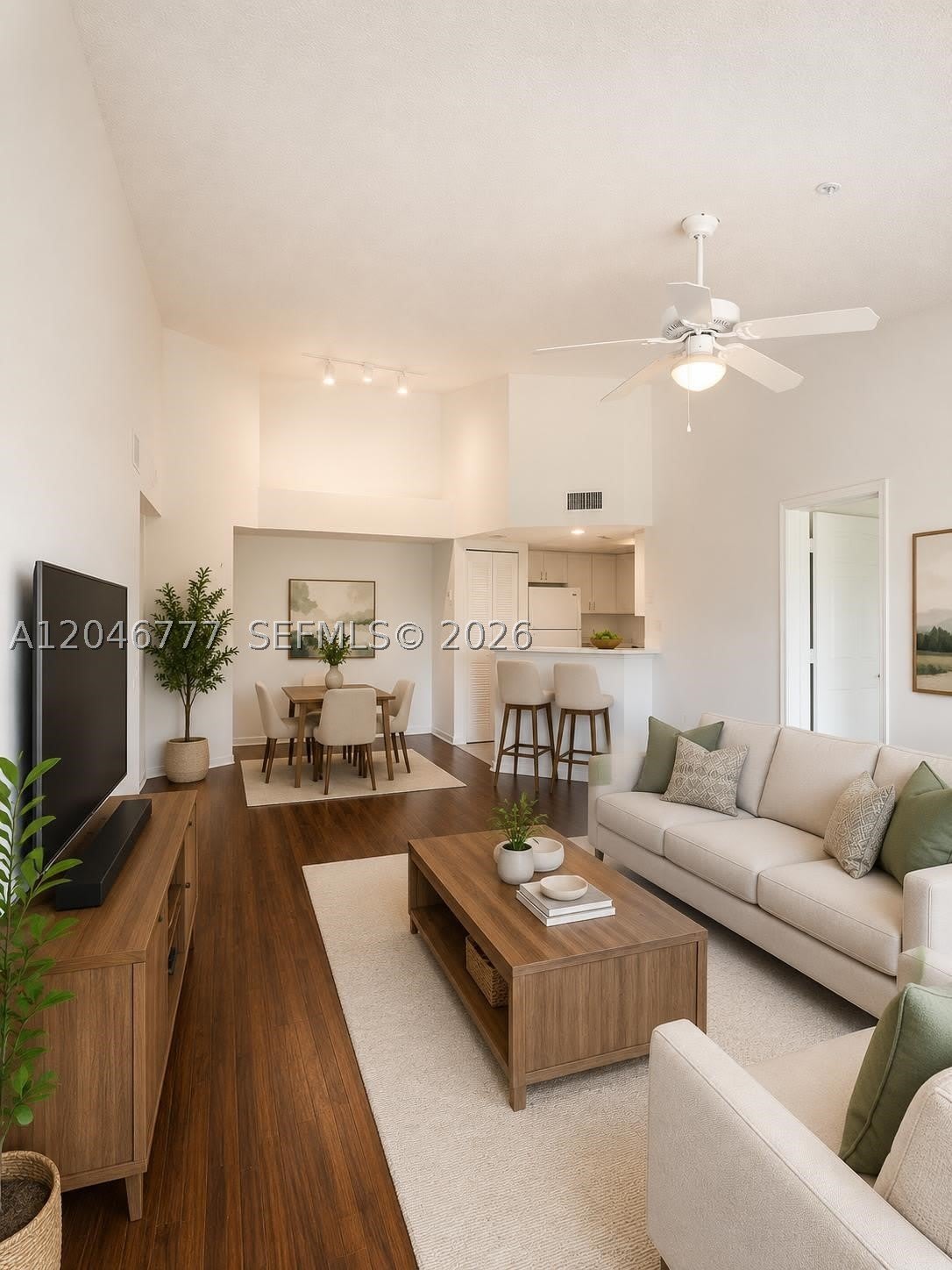 4163 N Haverhill Rd – photo 4