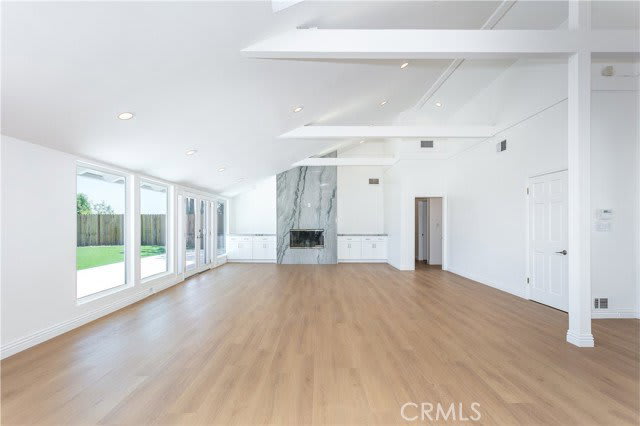 16973 Strawberry Drive – photo 2
