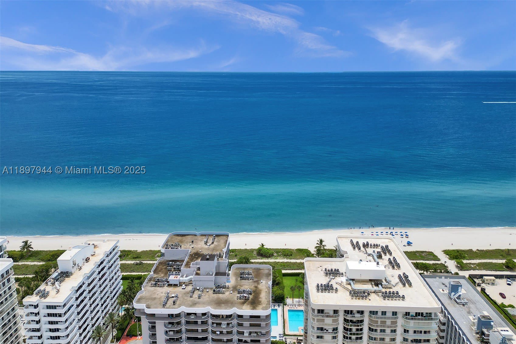8851 Byron Ave – photo 1