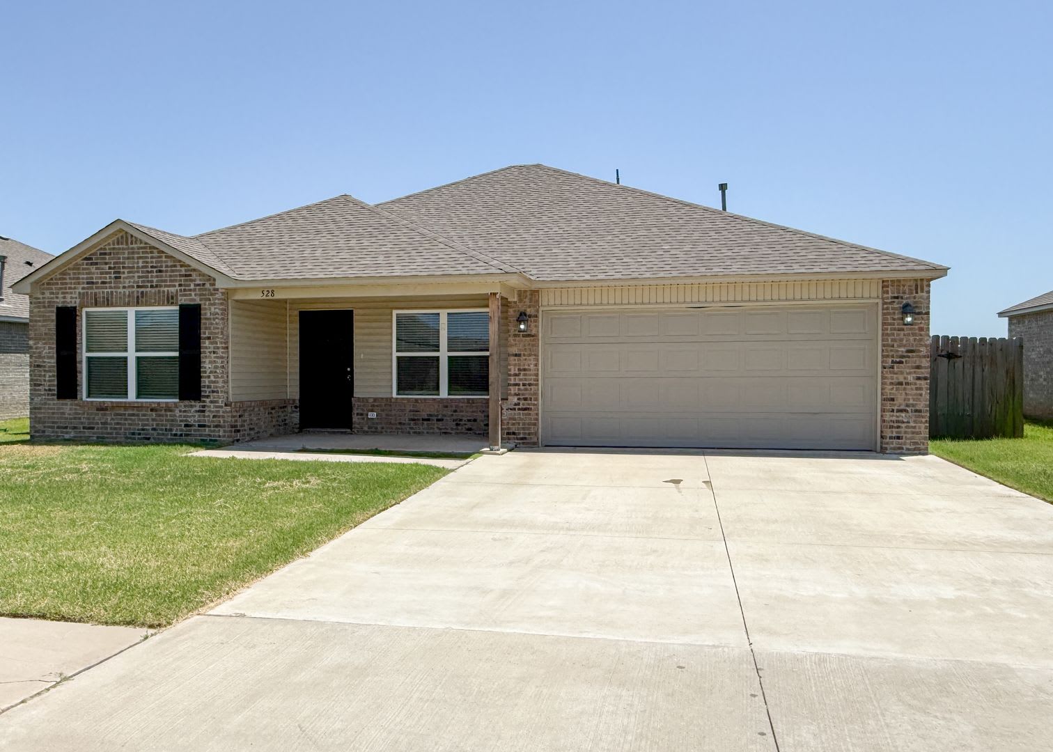 4 Bedrooms – photo 2