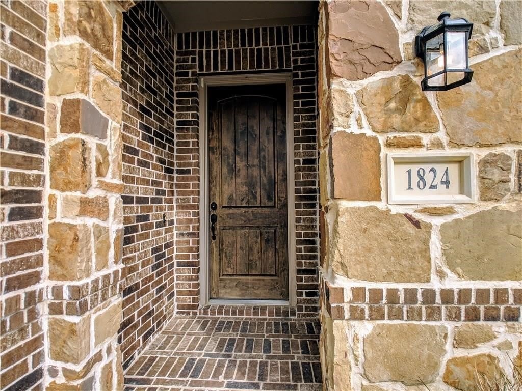 1824 Balboa Park Drive – photo 2