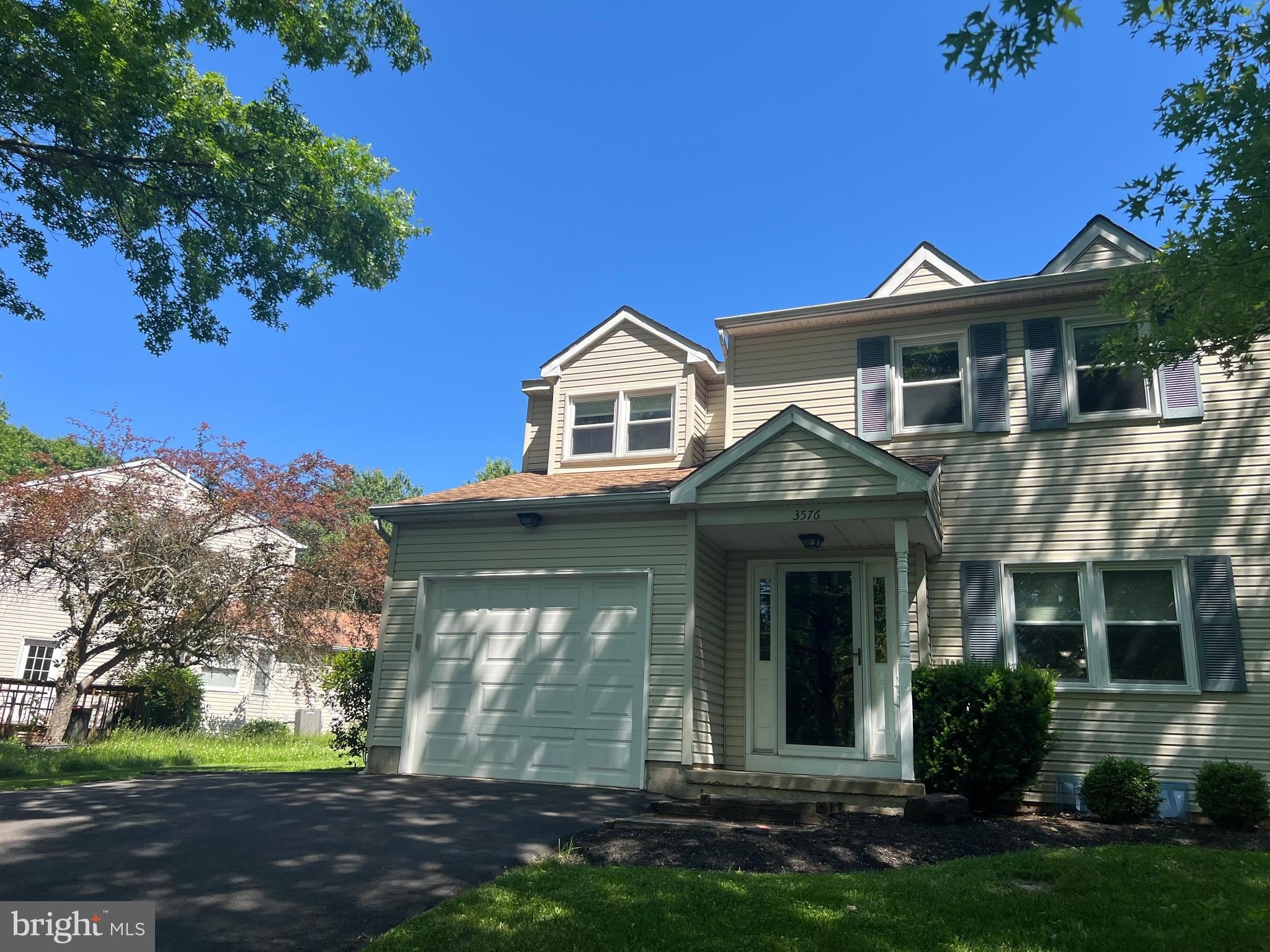 3576 Windridge Drive – photo 2