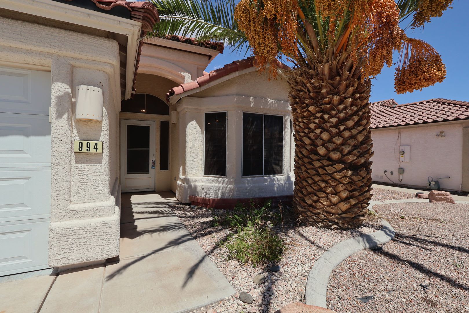 Newly Remodeled Single Story Home-Available Now! – photo 2
