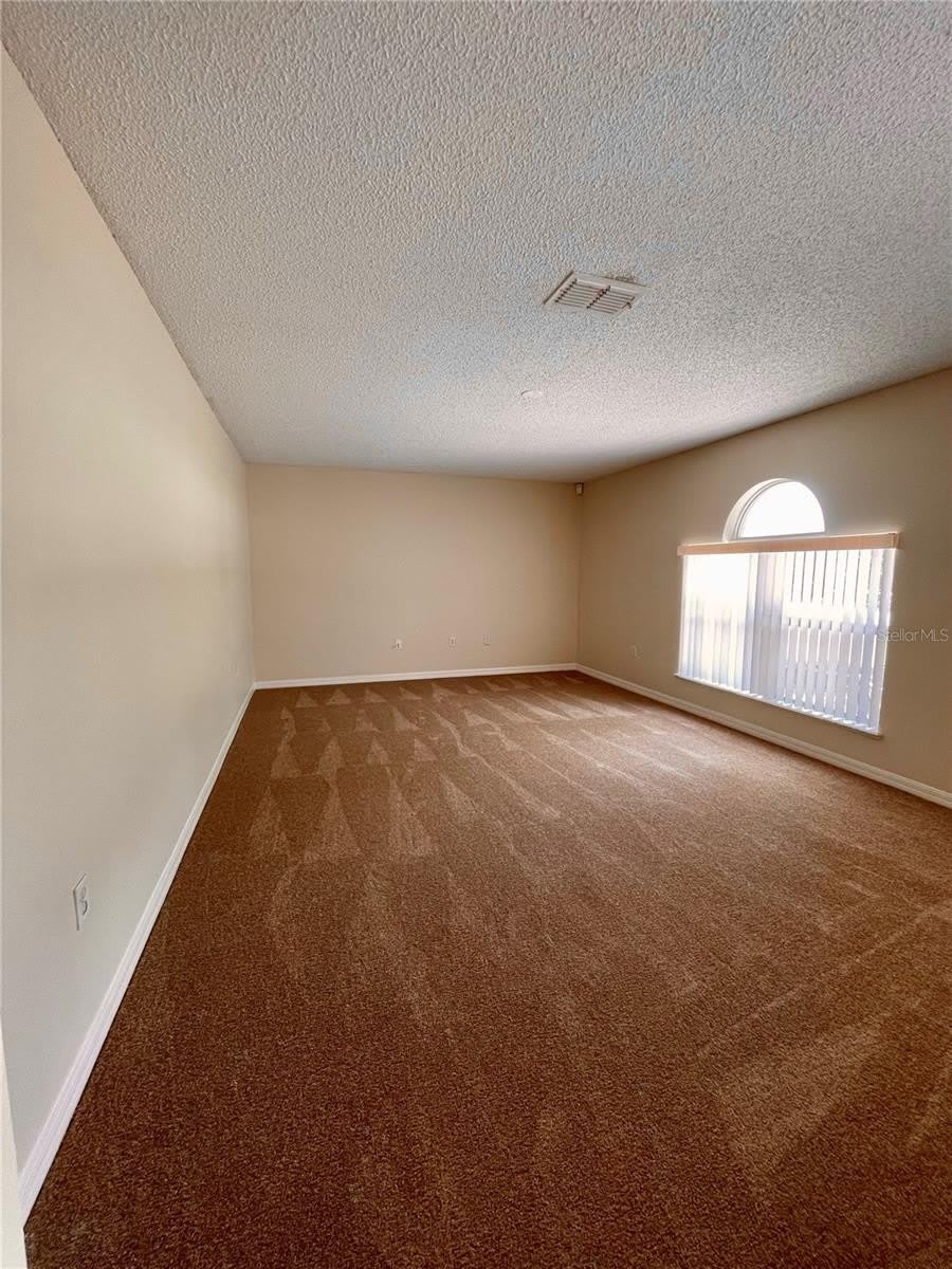 1304 DOVER Drive – photo 2