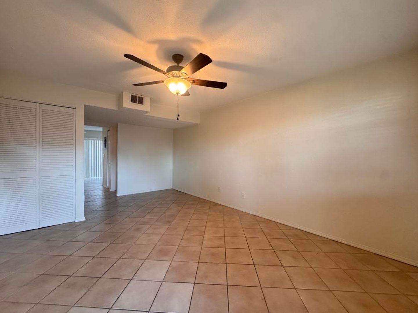 2/1.5 in Concord Condominiums – photo 2